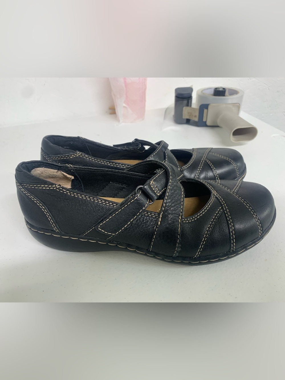 Clarks Black Leather Strap Mary Jane Comfort Flats Size 7